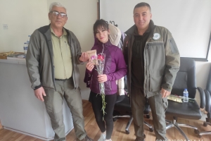 Çanakkale DKMP görevli meslektaşlarımız isyerindeki bayan çalışanların Dünya Emekçi kadınlar gününü kutladılar