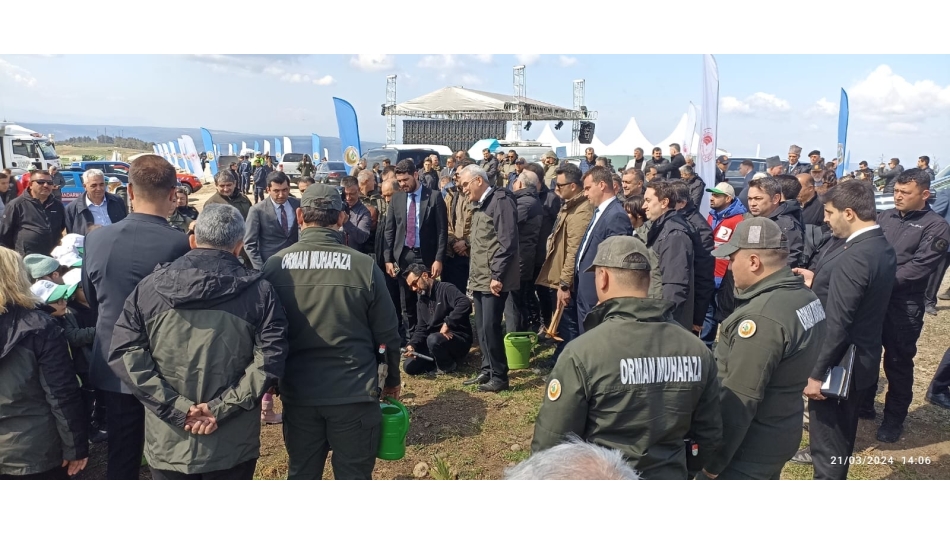 300.000 Bin Fidan toprakla buluştu