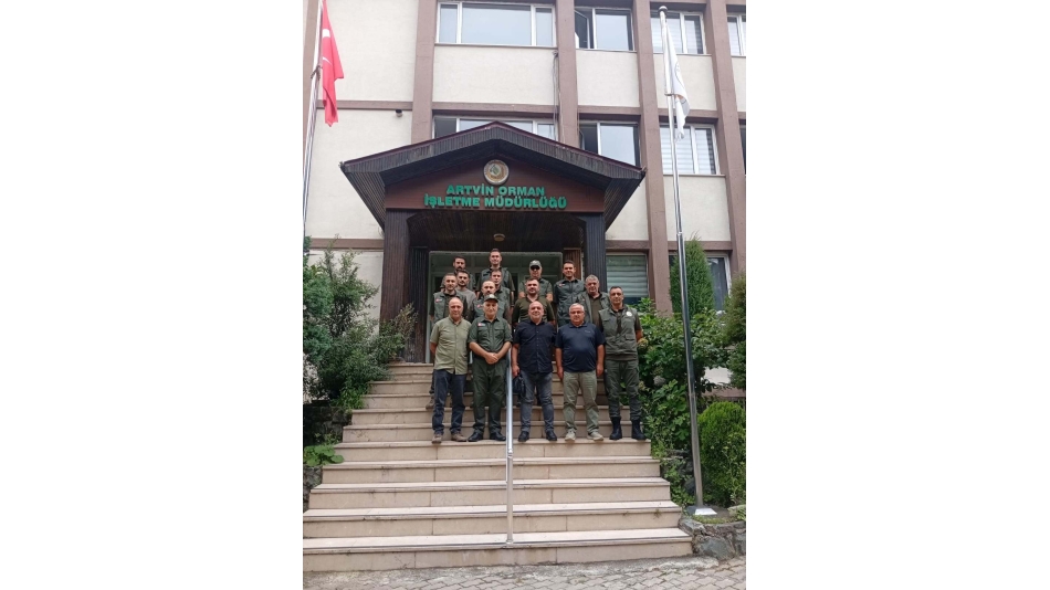 Orman Muhafaza Memurları Derneği Genel Başkanı İbrahim UYSAL, Artvin’de Üyelerle Bir Araya Geldi